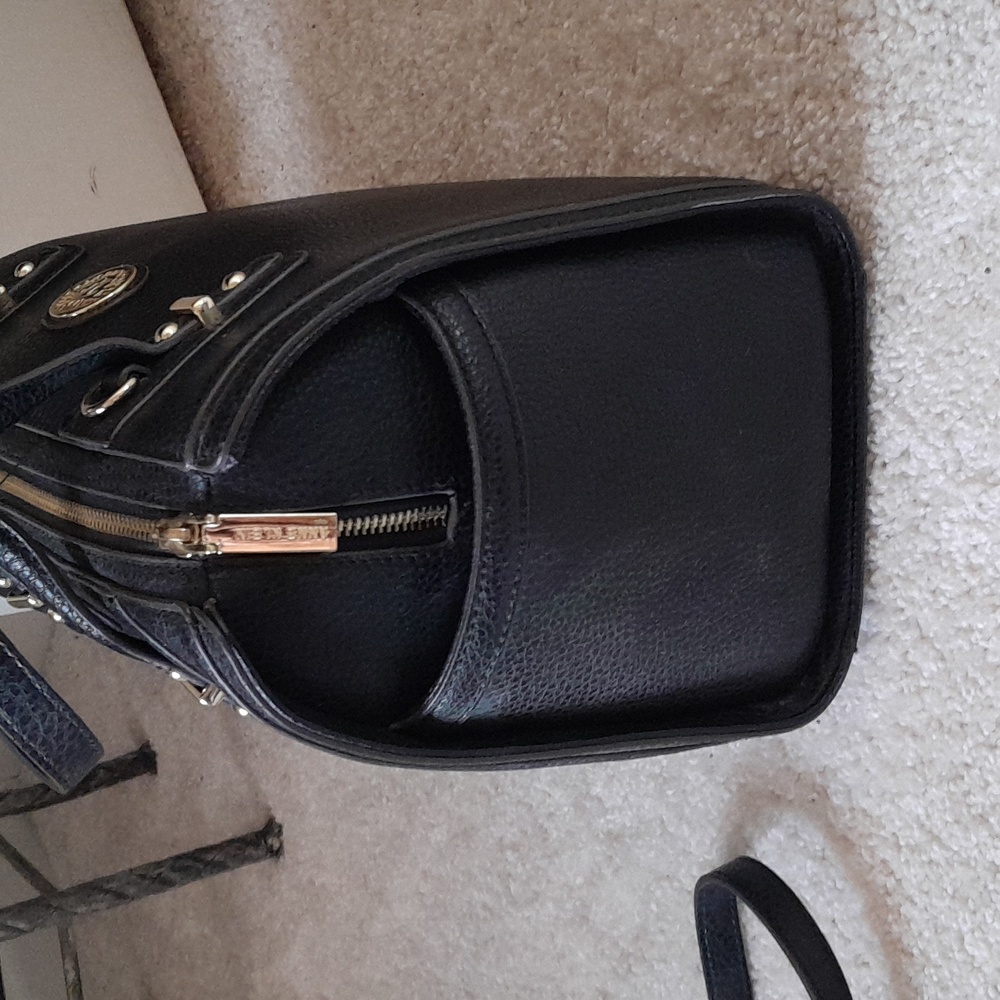 Handbag - Picture 3 of 8